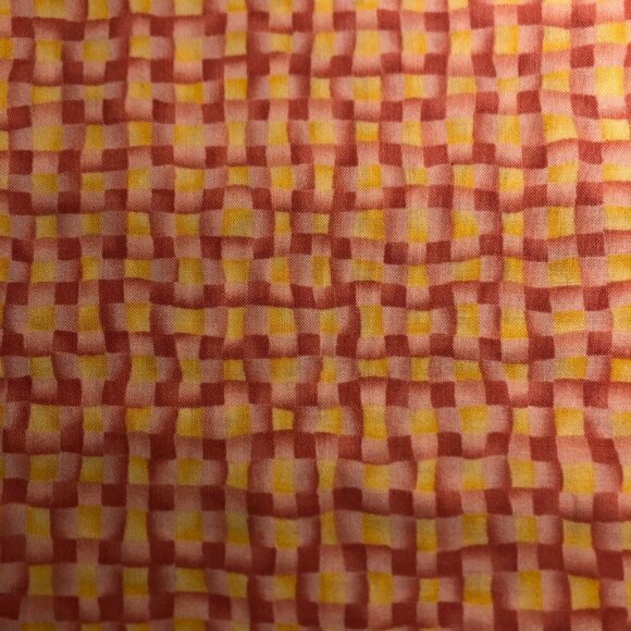 🛒 $12 Quilt Cotton Fabric Material - 2 1/2 yards Basket Weave Check Pink #3770 - Picture 2 of 4